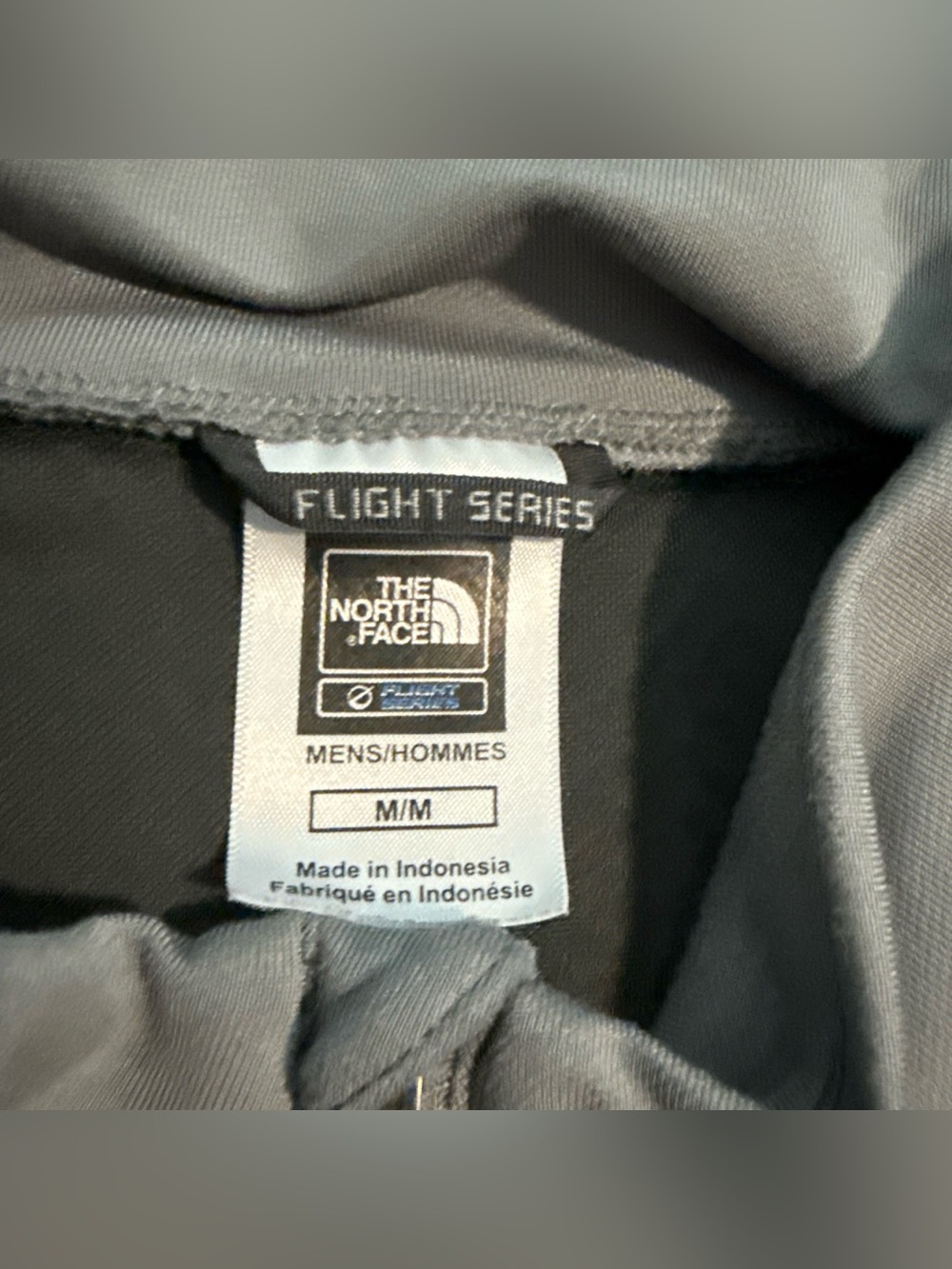 The North Face grey lightweight quarter zip - Picture 2 of 3